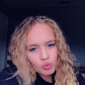 Meet your Posher, Barbie